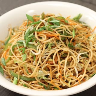 Vegetable Hakka Noodles